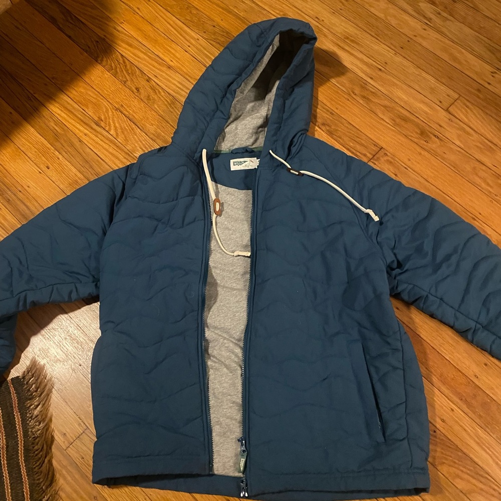 Wellen wave quilted hoodie/jacket like new.